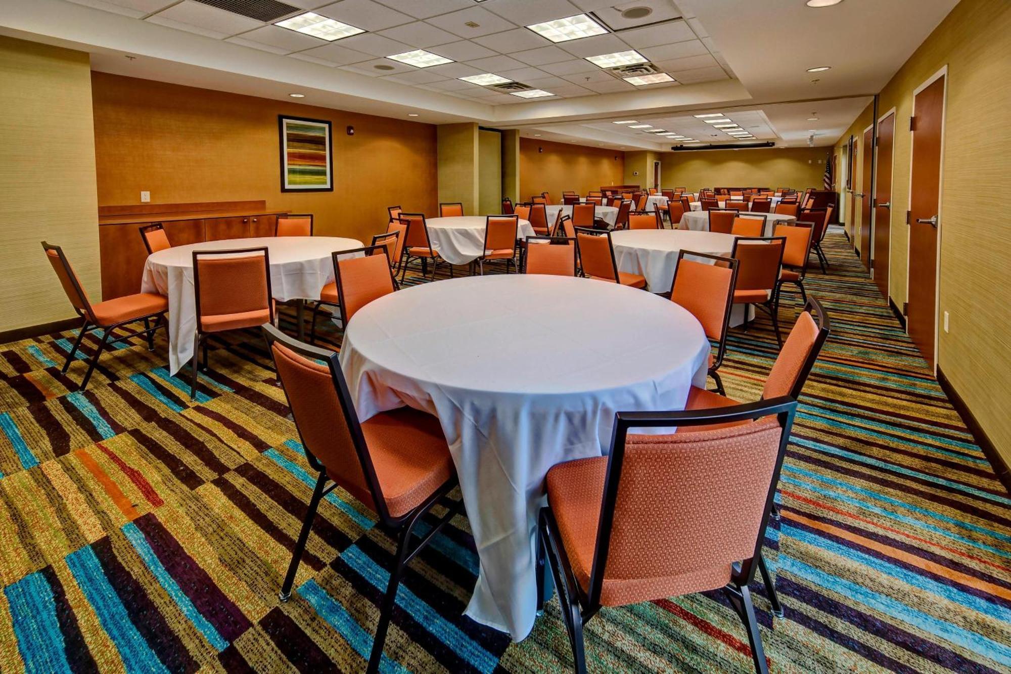 Fairfield Inn And Suites By Marriott Oklahoma City Airport Экстерьер фото