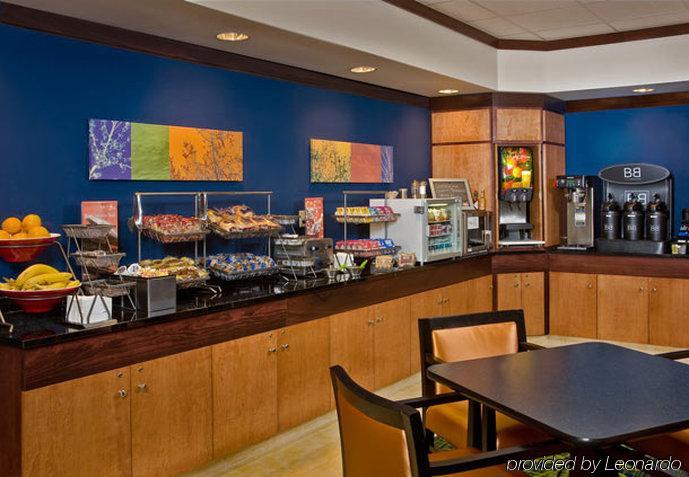 Fairfield Inn And Suites By Marriott Oklahoma City Airport Экстерьер фото